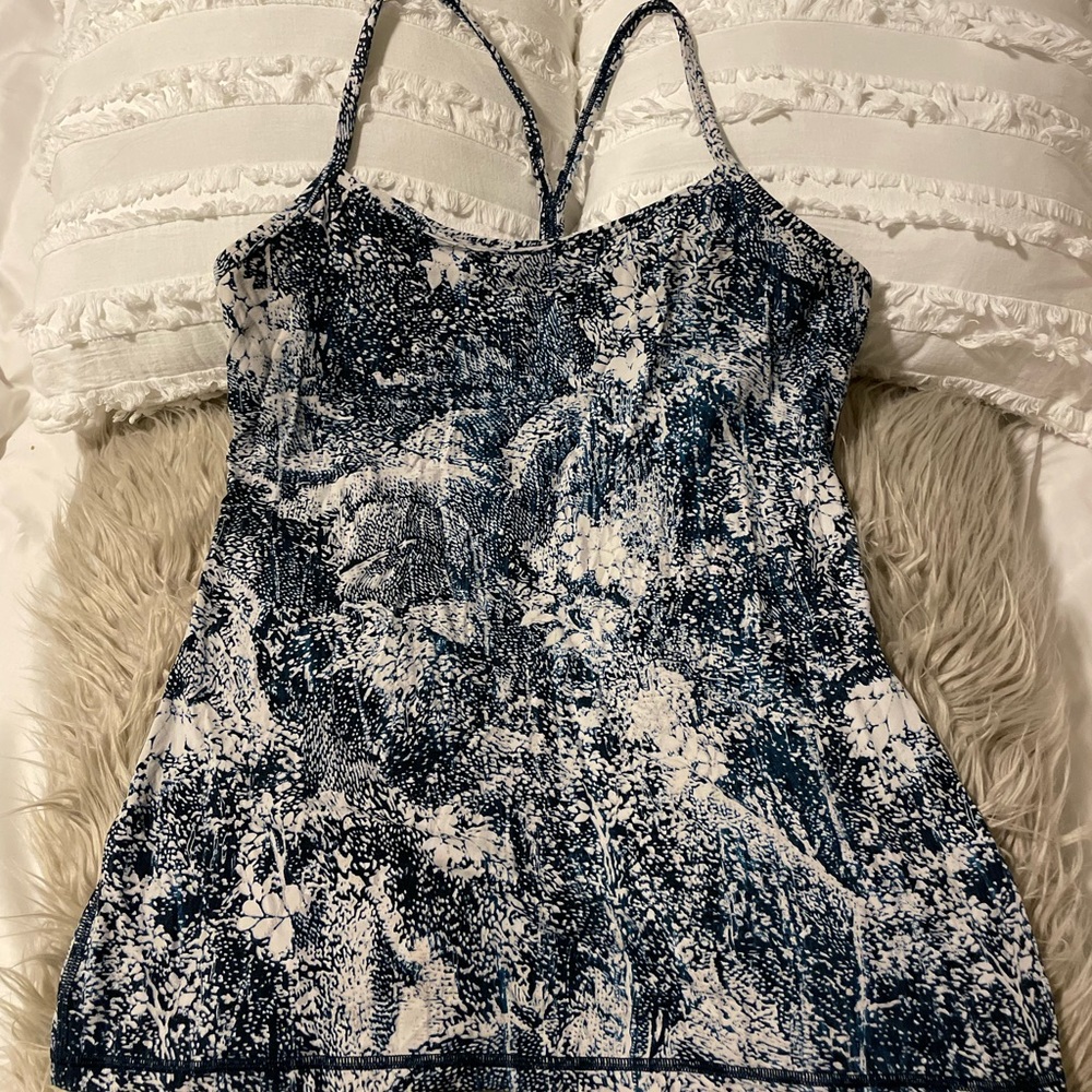 LULULEMON POWER Y TANK